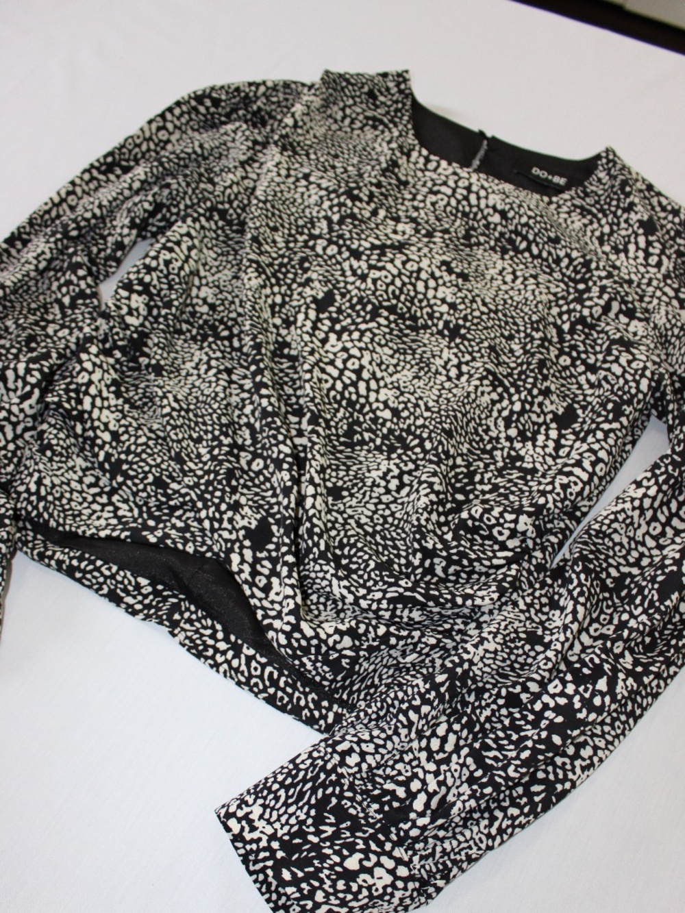 DO+BE Black White Leopard Print Faux Wrap Top Size Medium